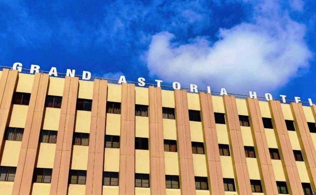 Grand Astoria Hotel Dubai Exterior photo